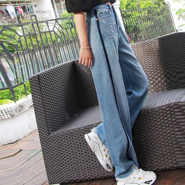 new fashions for autumn fashions include vertical slouchy jeans for women with high waists and wide legs, Blue
new fashions for autumn fashions include vertical slouchy jeans for women with high waists and wide legs, Blue