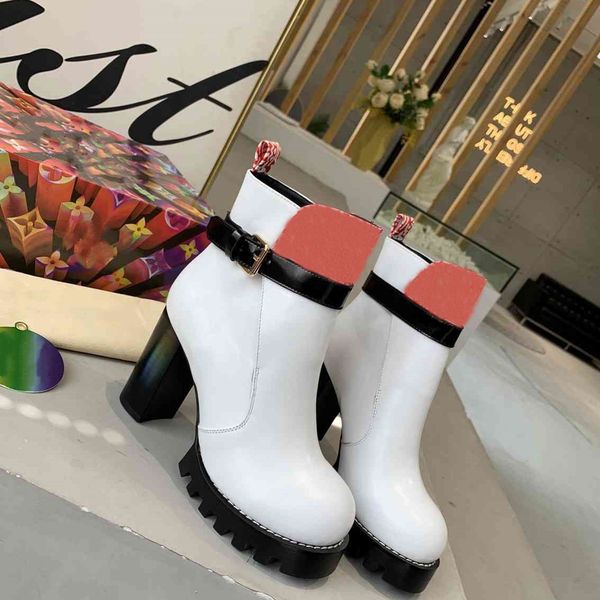 2021 fashion autumn winter red black triple white leather high heeled boots designers luxury ladies short boots 
2021 fashion autumn winter red black triple white leather high heeled boots designers luxury ladies short boots