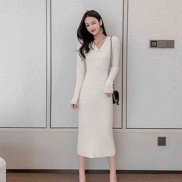 casual dresses autumn and winter 2022 waist closing slim fit v-neck knitted long skirt sweater dr's dresses, Black;gray
casual dresses autumn and winter 2022 waist closing slim fit v-neck knitted long skirt sweater dr's dresses, Black;gray