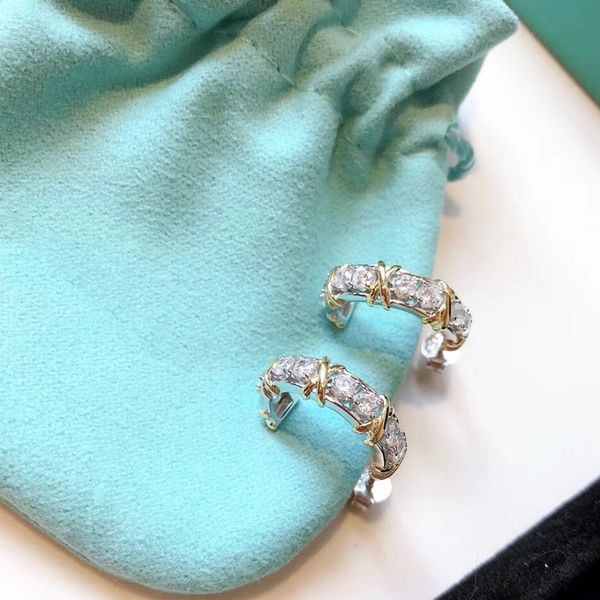 2020 new four diamond cross full diamond earhook stud silver gold-plated polishing craftsmanship elegant delivery, Golden;silver
2020 new four diamond cross full diamond earhook stud silver gold-plated polishing craftsmanship elegant delivery, Golden;silver