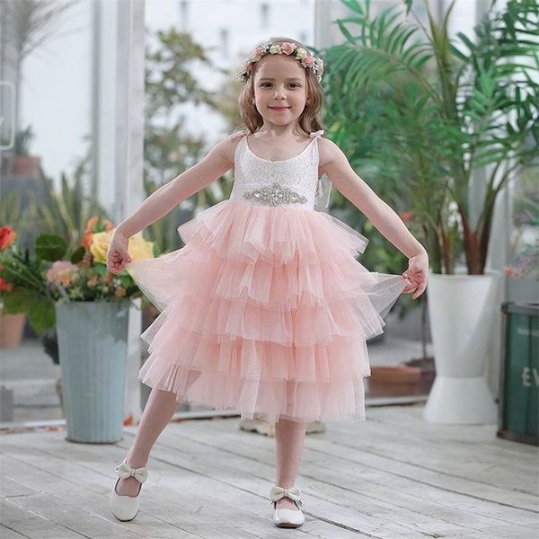retail summer princess dress for girls adjustable straps mid calf tulle wedding party dress children clothes e15176 t200709, Red;yellow
retail summer princess dress for girls adjustable straps mid calf tulle wedding party dress children clothes e15176 t200709, Red;yellow