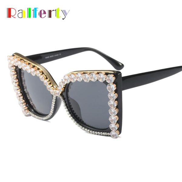 sunglasses ralferty luxury queen crystal bling women diamond sun glasses uv400 black oversize rhinestone eyewear vacation f97397, White;black
sunglasses ralferty luxury queen crystal bling women diamond sun glasses uv400 black oversize rhinestone eyewear vacation f97397, White;black