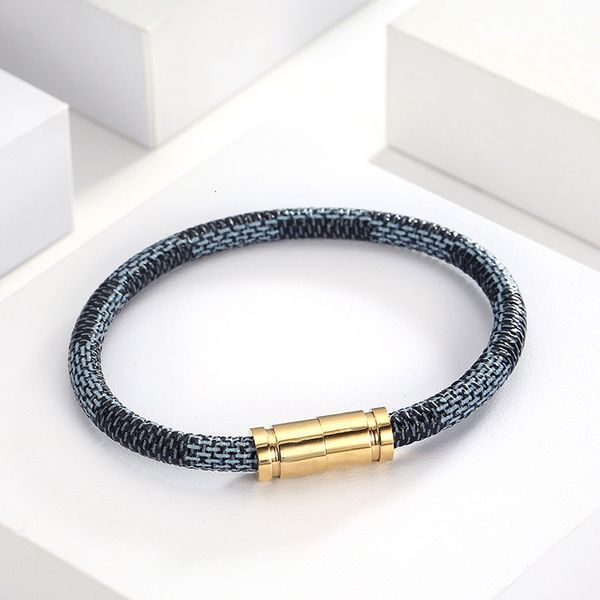 lvjia titanium steel fashion lovers' magnet buckle black leather rope bracelet can be lengthened, Silver 
lvjia titanium steel fashion lovers' magnet buckle black leather rope bracelet can be lengthened, Silver