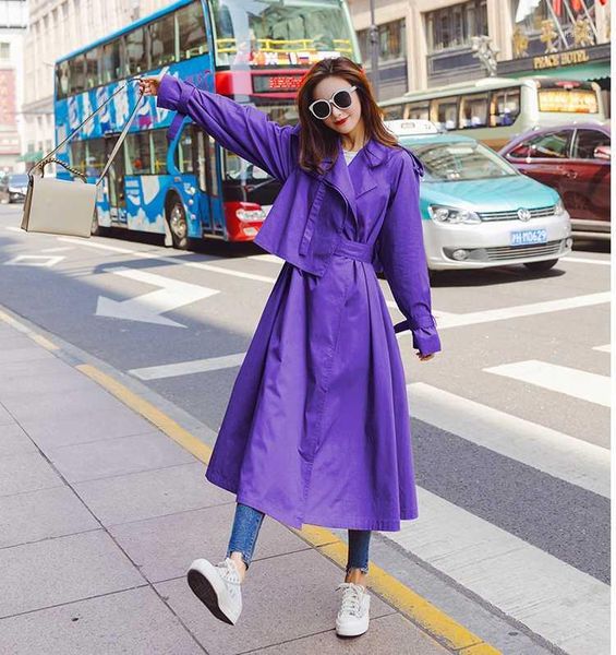 autumn korean version female trench coat turndown collar loose plus size fashion trend long women windbreaker f5581, Tan;black
autumn korean version female trench coat turndown collar loose plus size fashion trend long women windbreaker f5581, Tan;black