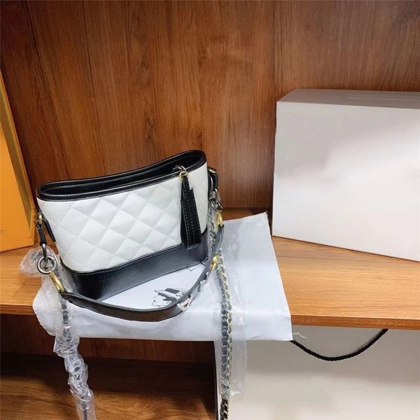 casl fasion woman ag andag lady ag small mini antirust metal moile pone ag cross ody soulder ags genuine leater a5221##31210010
casl fasion woman ag andag lady ag small mini antirust metal moile pone ag cross ody soulder ags genuine leater a5221##31210010