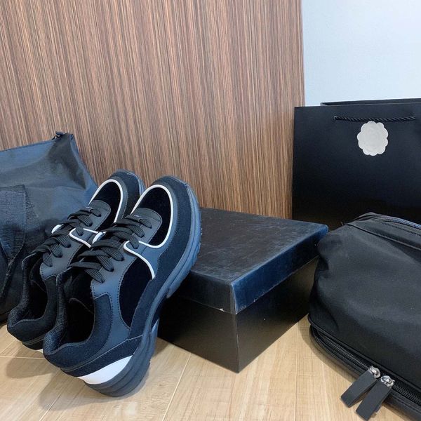 luxury sneakers designer trainer brand casual shoes man women shoe run shoe boot slides slippers sandals by shoe10 014, Black
luxury sneakers designer trainer brand casual shoes man women shoe run shoe boot slides slippers sandals by shoe10 014, Black