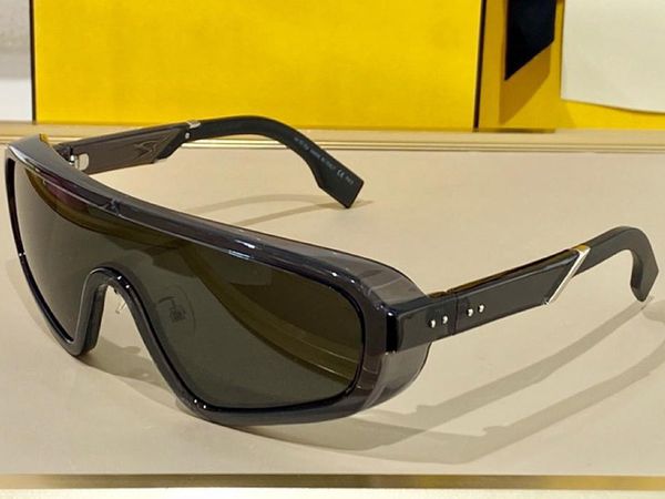 0084 new advanced ladies sunglasses use sheet leg monocle triangle glasses anti-uv400 lens avant-garde glasses send box, White;black
0084 new advanced ladies sunglasses use sheet leg monocle triangle glasses anti-uv400 lens avant-garde glasses send box, White;black