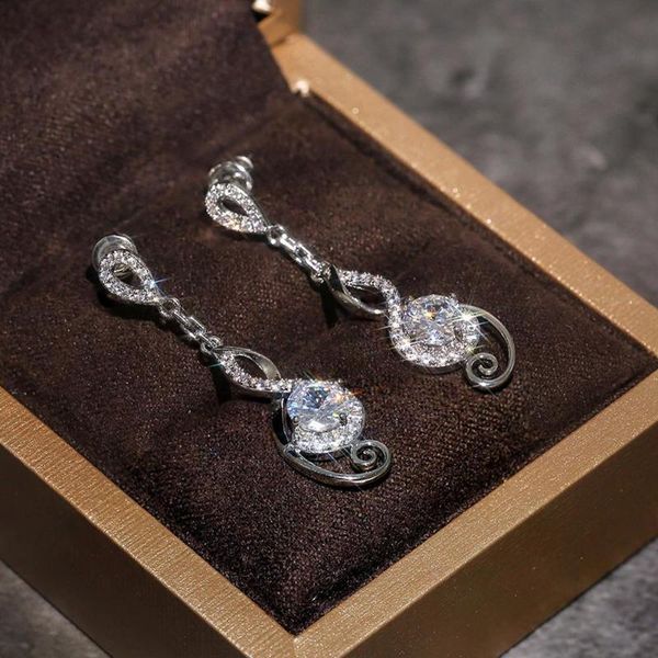 fashion jewelry water drop zircon earrings elegant design metal cutout earrings for women gift, Silver
fashion jewelry water drop zircon earrings elegant design metal cutout earrings for women gift, Silver