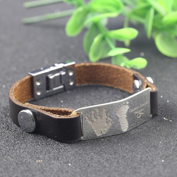 charm bracelets men bracelet fashion 925 solid silverl brown leather engrave handprints and hootprints jewelry for birthday gift, Golden;silver
charm bracelets men bracelet fashion 925 solid silverl brown leather engrave handprints and hootprints jewelry for birthday gift, Golden;silver