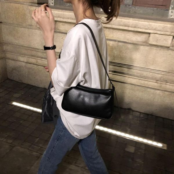 cross body pu leather baguette messenger bags for women 2021 luxury female shoulder bag satchel fashion woman
cross body pu leather baguette messenger bags for women 2021 luxury female shoulder bag satchel fashion woman