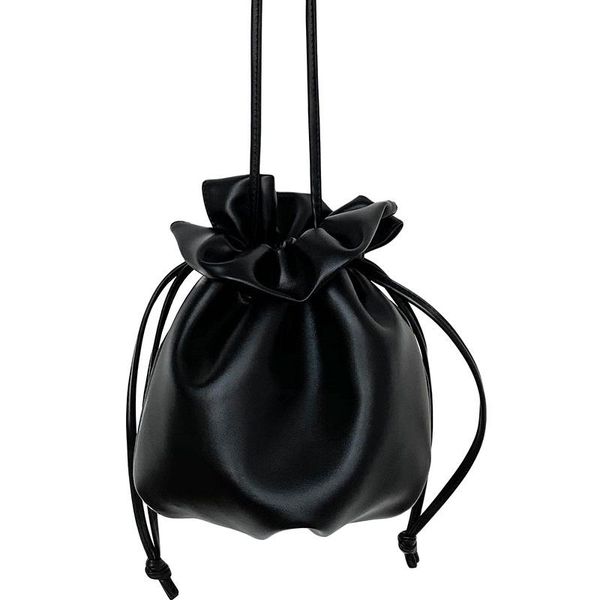 shoulder bags niche pu leather ladies drawstring handbag 2021 trend folds bucket bag messenger
shoulder bags niche pu leather ladies drawstring handbag 2021 trend folds bucket bag messenger