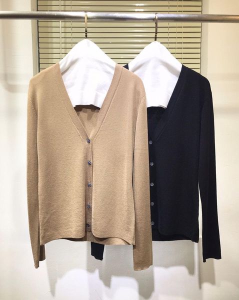 2021 designer -autumn cardigans longa decorate v silk shirt single breasted long sleeves cardigan 87zi, White;black
2021 designer -autumn cardigans longa decorate v silk shirt single breasted long sleeves cardigan 87zi, White;black