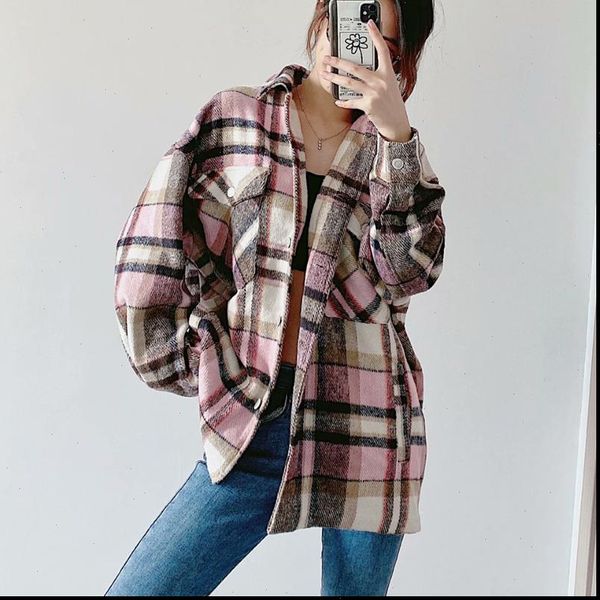 2021 women autumn plaid shirts jackets coats loose long sleeve single breasted female woolen jacket plus size outerwear, Black;brown
2021 women autumn plaid shirts jackets coats loose long sleeve single breasted female woolen jacket plus size outerwear, Black;brown