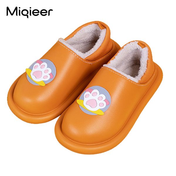 cute winter children slippers girls soft plush warm shoes indoor outdoor rain waterproof cotton slipper kids non-slip home shoes q0112, Black;grey
cute winter children slippers girls soft plush warm shoes indoor outdoor rain waterproof cotton slipper kids non-slip home shoes q0112, Black;grey