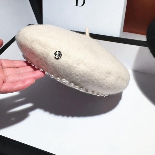 new women 100% woolen beret cap winterh warm thick french beret hat luxury round pearl hip hop pumpkin gorros koud005, Blue;gray
new women 100% woolen beret cap winterh warm thick french beret hat luxury round pearl hip hop pumpkin gorros koud005, Blue;gray
