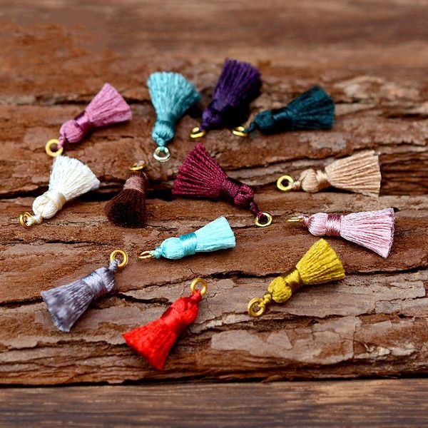 6pcs multicolor rayon mini tassels pendant fringes diy jewelry making earring necklaces garments tassels lace accessory material h jllwjx
6pcs multicolor rayon mini tassels pendant fringes diy jewelry making earring necklaces garments tassels lace accessory material h jllwjx