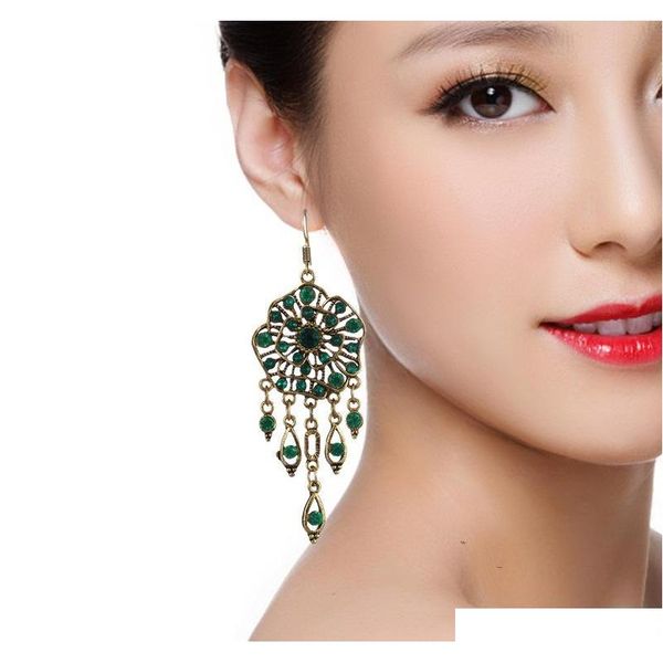 s1467 bohemian fashion jewelry vintage earrings women's rhinstone hollowed dangle sqcres queen66, Golden;silver
s1467 bohemian fashion jewelry vintage earrings women's rhinstone hollowed dangle sqcres queen66, Golden;silver
