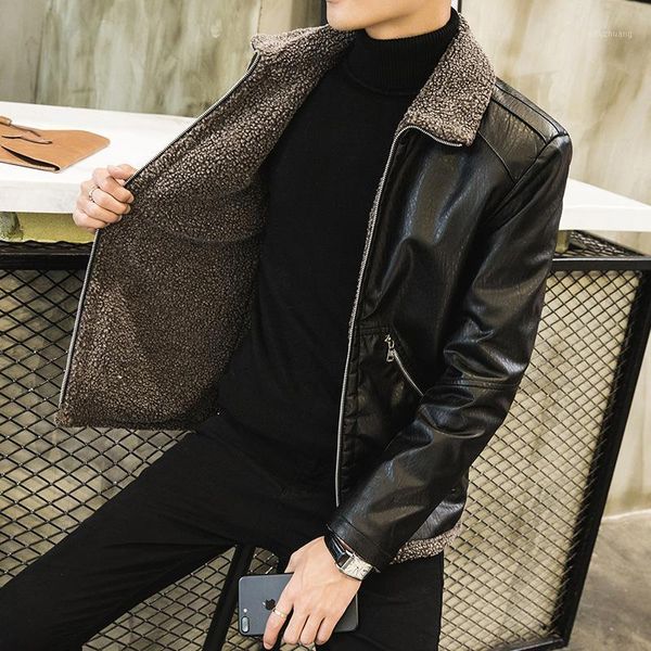 2020 new autumn winter men's lapel plus velvet plus thick jacket mens can washed pu male faux leather jacket men size 4xl1, Black
2020 new autumn winter men's lapel plus velvet plus thick jacket mens can washed pu male faux leather jacket men size 4xl1, Black