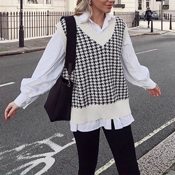 plaid knitted sweater vest women oversized pullover vintage sleeveless v-neck korean female waistcoat sweater 201128, White;black
plaid knitted sweater vest women oversized pullover vintage sleeveless v-neck korean female waistcoat sweater 201128, White;black