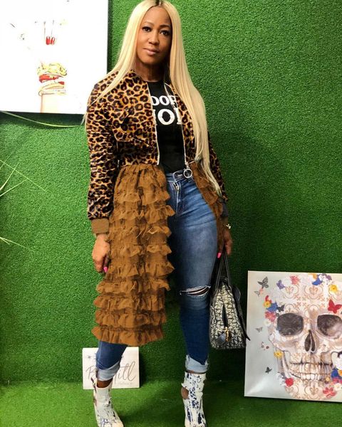 felyn 2020 new design x-long style jacket leopard o-neck zip cascading ruffles outwear bb072, Black;brown
felyn 2020 new design x-long style jacket leopard o-neck zip cascading ruffles outwear bb072, Black;brown