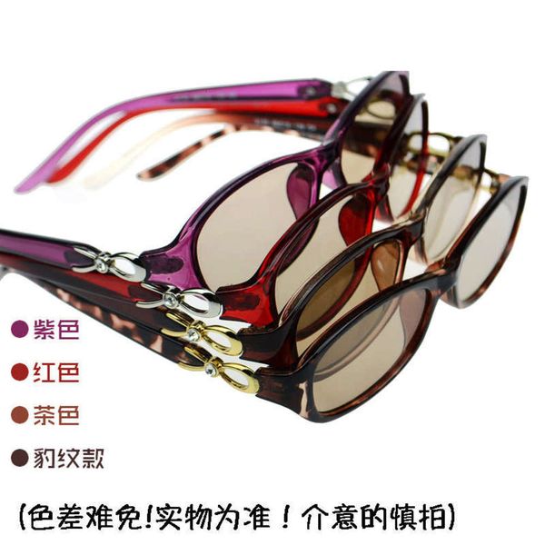 stone lady crystal crystal sunglasses glasses middle aged and old mother sun shading glasses synthetic stone mirror small face fashion, White;black
stone lady crystal crystal sunglasses glasses middle aged and old mother sun shading glasses synthetic stone mirror small face fashion, White;black
