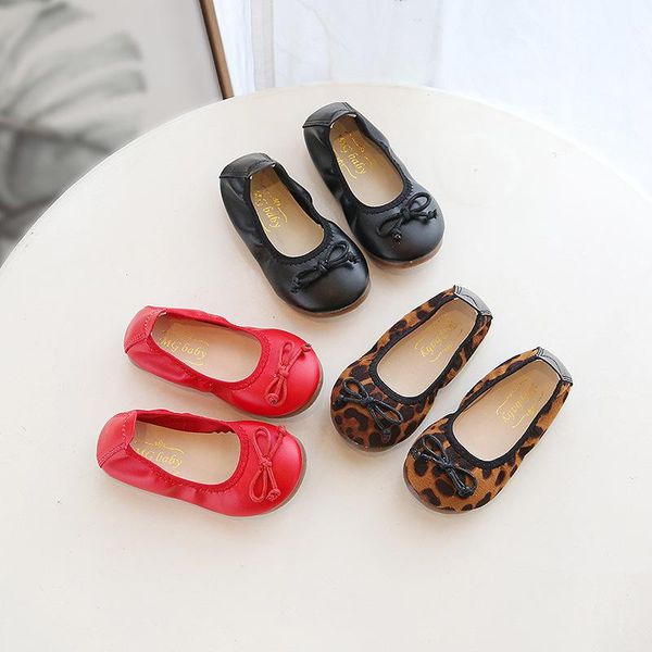 flat shoes girls' one foot soft bottom cute bow single egg roll small middle casual 2021 spring korean version coo, Black;grey
flat shoes girls' one foot soft bottom cute bow single egg roll small middle casual 2021 spring korean version coo, Black;grey