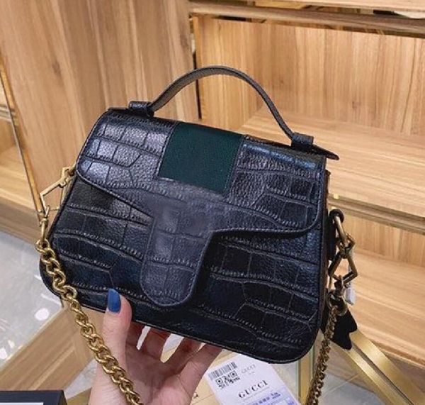 2021 classic luxury designer runway shoulder handbag with diamond lattice alligator cross body fashion bags black bags
2021 classic luxury designer runway shoulder handbag with diamond lattice alligator cross body fashion bags black bags