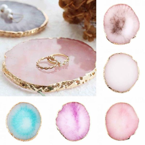 resin jewelry display plate necklace ring earrings display painted palette tray jewelry holder organizer decoration, Pink;blue
resin jewelry display plate necklace ring earrings display painted palette tray jewelry holder organizer decoration, Pink;blue