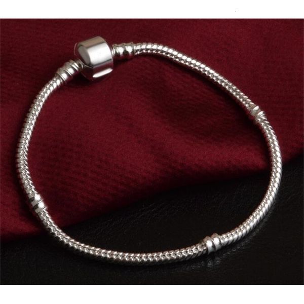 2019factory wholesale 925 sterling silver bracelets 3mm snake chain fit pandora charm bead bangle bracelet jewelry gift9
2019factory wholesale 925 sterling silver bracelets 3mm snake chain fit pandora charm bead bangle bracelet jewelry gift9