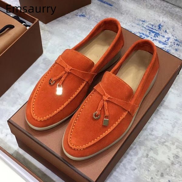 luxury sewing flat shoes woman fringed metal decor slip-on runway loafers candy color suede spring casual shoes women q1215, Black;white
luxury sewing flat shoes woman fringed metal decor slip-on runway loafers candy color suede spring casual shoes women q1215, Black;white