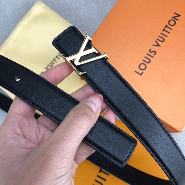 fashionable men's gold buckle high-grade belt. men's imported leather belt of two colors ing, Black;brown
fashionable men's gold buckle high-grade belt. men's imported leather belt of two colors ing, Black;brown