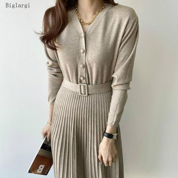 casual dresses knitted sweater pleated bandage dress women elegant office ladies korean long sleeve robe femme vestidos with belt, Black;gray
casual dresses knitted sweater pleated bandage dress women elegant office ladies korean long sleeve robe femme vestidos with belt, Black;gray