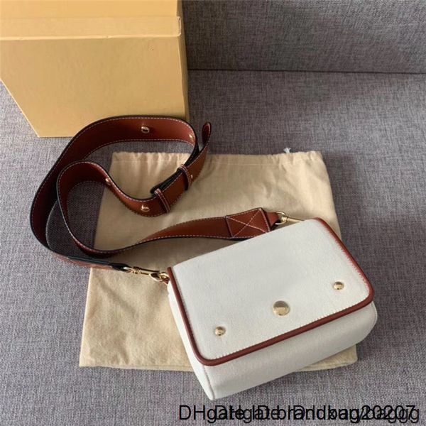 global shipping size 18cm 8cm 12cm classic fashion luxury selected cotton canvas with leather shoulder bag ladies handbag, Black;red
global shipping size 18cm 8cm 12cm classic fashion luxury selected cotton canvas with leather shoulder bag ladies handbag, Black;red