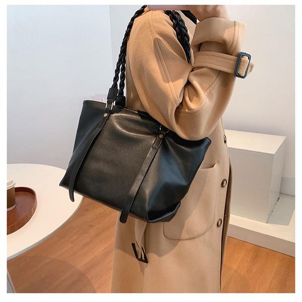 shoulder bags women pu leather handbags female bag designer luxury lady tote large capacity zipper
shoulder bags women pu leather handbags female bag designer luxury lady tote large capacity zipper