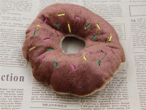 sightly 12cm cotton lovely pet dog puppy cat tugging squeaker quack sound toy chew donut play toys
sightly 12cm cotton lovely pet dog puppy cat tugging squeaker quack sound toy chew donut play toys