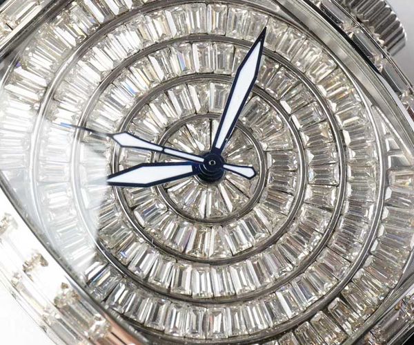 новое прибытие высокое качество часы мужчины автоматические механические часы для мужчин люкс лучшие подарочные часы с полным бриллиантами к, Slivery;brown
новое прибытие высокое качество часы мужчины автоматические механические часы для мужчин люкс лучшие подарочные часы с полным бриллиантами к, Slivery;brown