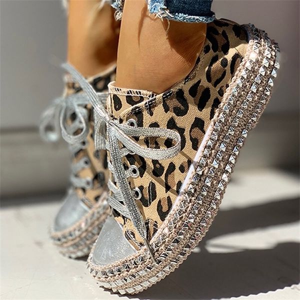 woman spring leopard print canvas fashion sneakers rhinestone sequin flat wild women's shoes youth casual shoes plus size y200801, Black
woman spring leopard print canvas fashion sneakers rhinestone sequin flat wild women's shoes youth casual shoes plus size y200801, Black