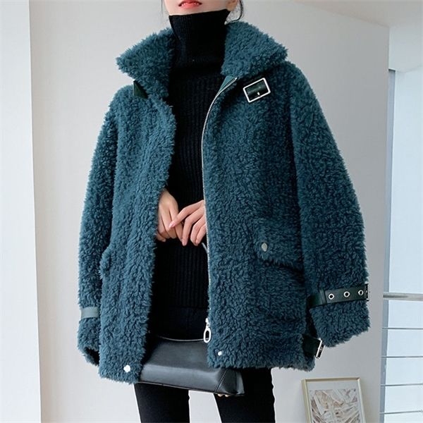 women 2020 autumn winter genuine sheep shearling real fur coat female clothes ladies casual warm outerwear manteau femme l687x1019, Black
women 2020 autumn winter genuine sheep shearling real fur coat female clothes ladies casual warm outerwear manteau femme l687x1019, Black