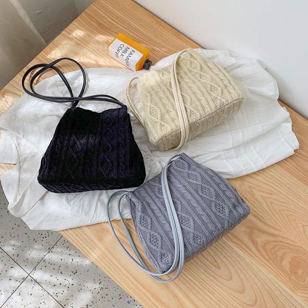 fashion knitting women shoulder shopper bag casual small female purses and handbags crossbody bags for woman 2021 sac a main
fashion knitting women shoulder shopper bag casual small female purses and handbags crossbody bags for woman 2021 sac a main