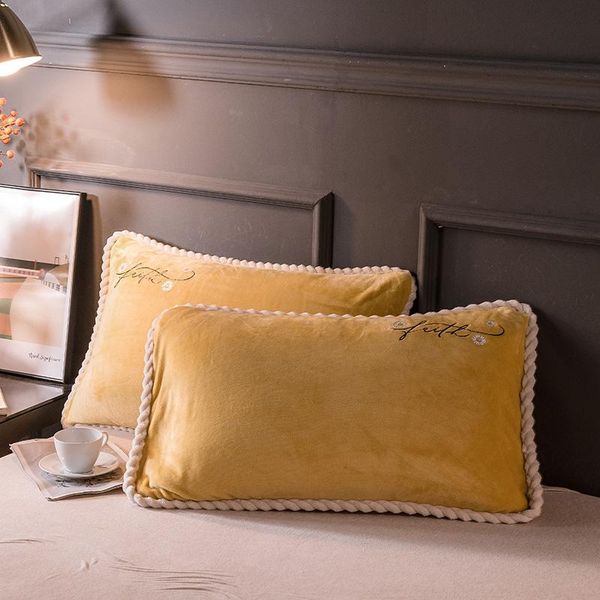 multicolor flannel pillowcase bedding warm pillow case for healthy sleep 48x74cm quality
multicolor flannel pillowcase bedding warm pillow case for healthy sleep 48x74cm quality
