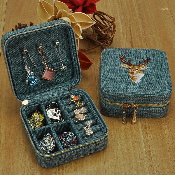 jewelry box small size princess simple embroidery vintage earrings ear stud necklace ring hand jewelry portable travel storage1
jewelry box small size princess simple embroidery vintage earrings ear stud necklace ring hand jewelry portable travel storage1