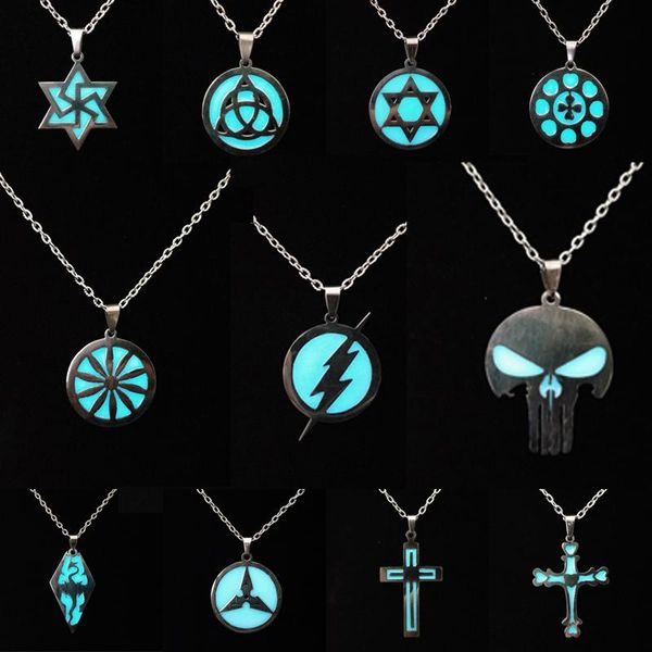 pendant necklaces 2021 luminous necklace stainless steel cross personality jewelry for men glow in the dark accesory wholesale, Silver
pendant necklaces 2021 luminous necklace stainless steel cross personality jewelry for men glow in the dark accesory wholesale, Silver