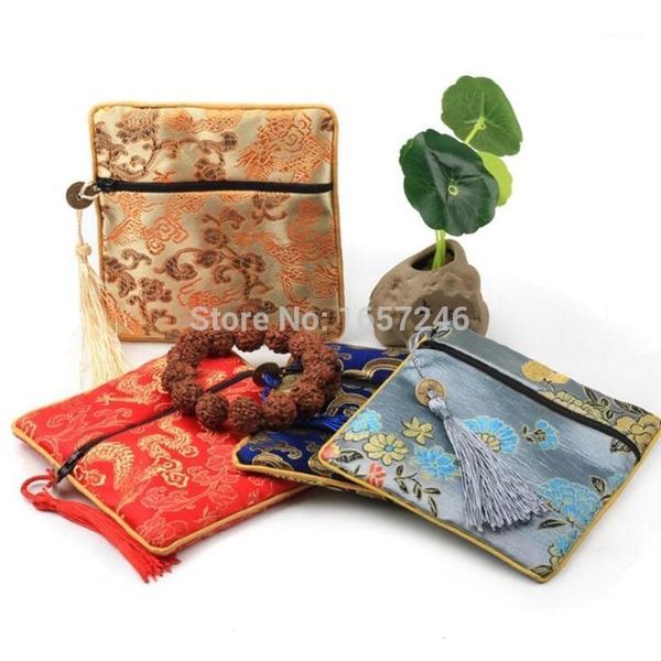 vintage small zipper bags packaging for jewellery gift bag silk brocade bracelet storage pouch coin purse1
vintage small zipper bags packaging for jewellery gift bag silk brocade bracelet storage pouch coin purse1