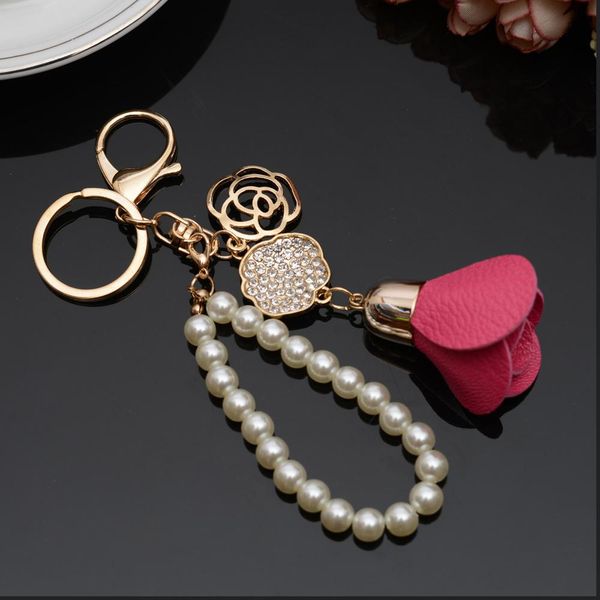новая camellia цветочный кожаный брелок сумка подвеска автомобильные украшения креативные подарки длинные ключ цепные пряжки ключ кольцо 17
новая camellia цветочный кожаный брелок сумка подвеска автомобильные украшения креативные подарки длинные ключ цепные пряжки ключ кольцо 17