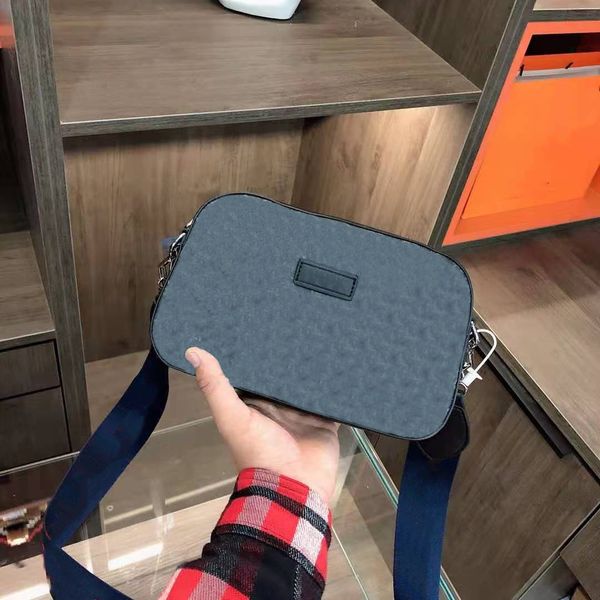women's printing camera bag red and blue wide men women bags strap men's single shoulderbag handbag shoulder slant handbags
women's printing camera bag red and blue wide men women bags strap men's single shoulderbag handbag shoulder slant handbags