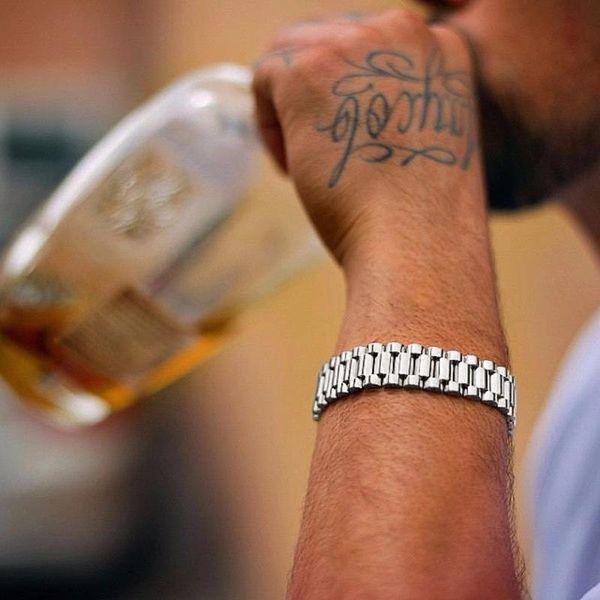 luxury bracelet gold stainless steel bracelet 220mm wristband men jewelry bracelets bangles gift for him wristband bracele, Golden;silver
luxury bracelet gold stainless steel bracelet 220mm wristband men jewelry bracelets bangles gift for him wristband bracele, Golden;silver