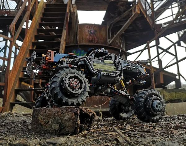 2.4g rc block car block off-road vehicles toys doomsday bigfoot tractor simulated climbing car sell gift of the child
2.4g rc block car block off-road vehicles toys doomsday bigfoot tractor simulated climbing car sell gift of the child