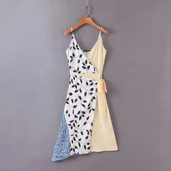 new women will see beach at the height of shredded knee printed waistband with high waist cleavage lanes thin bow dressed as zdon, Black;gray 
new women will see beach at the height of shredded knee printed waistband with high waist cleavage lanes thin bow dressed as zdon, Black;gray