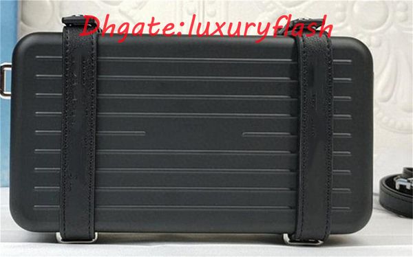 luxurys designer handbags lady genuine leather shoulder bags plastic and metallic bag with letters metallic handbags lady shoulder bags
luxurys designer handbags lady genuine leather shoulder bags plastic and metallic bag with letters metallic handbags lady shoulder bags