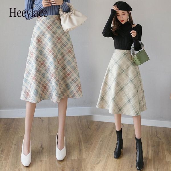 2020 autumn winter elegant women vintage plaid woolen midi skirts high waist retro female a-line office lady skirt, Black
2020 autumn winter elegant women vintage plaid woolen midi skirts high waist retro female a-line office lady skirt, Black